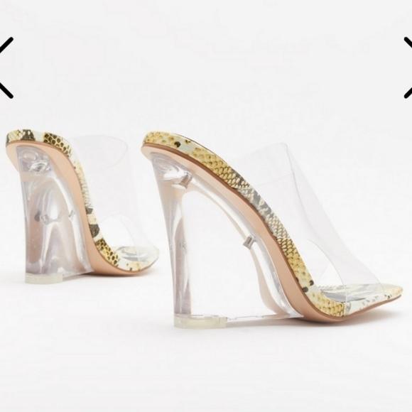 🆕SNAKE STRIDE MULE WEDGES - Picture 2 of 4